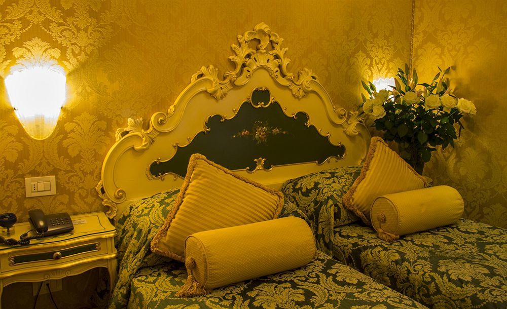Hotel Becher Венеция Экстерьер фото